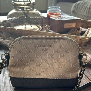 Michael Michael Kors Signature Jet Set Charm Leather Dome Crossbody